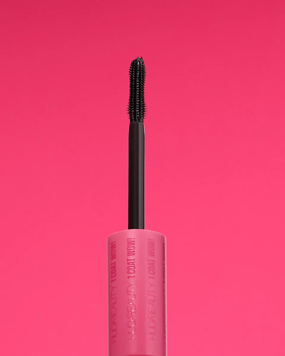Huda Beauty 1 Coat Wow product photography by Aleksandar Pasaric
