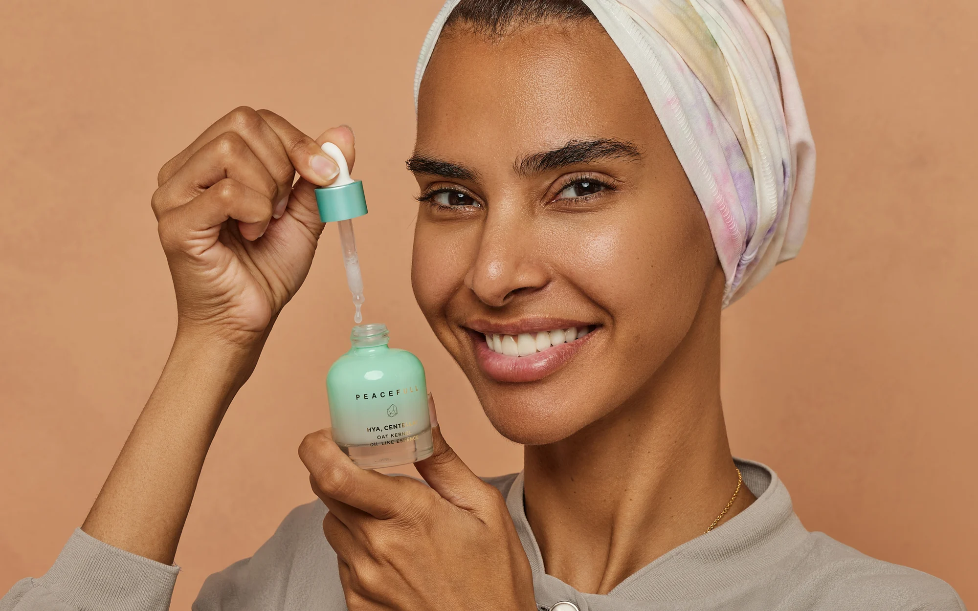 Peacefull Skincare. Beauty and product photography for Peacefull, photographed in Dubai by Aleksandar Pasaric.